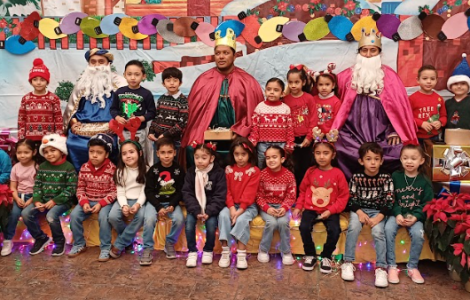 Los Reyes Magos visitaron nuestro preescolar para compartir alegría e ilusión.